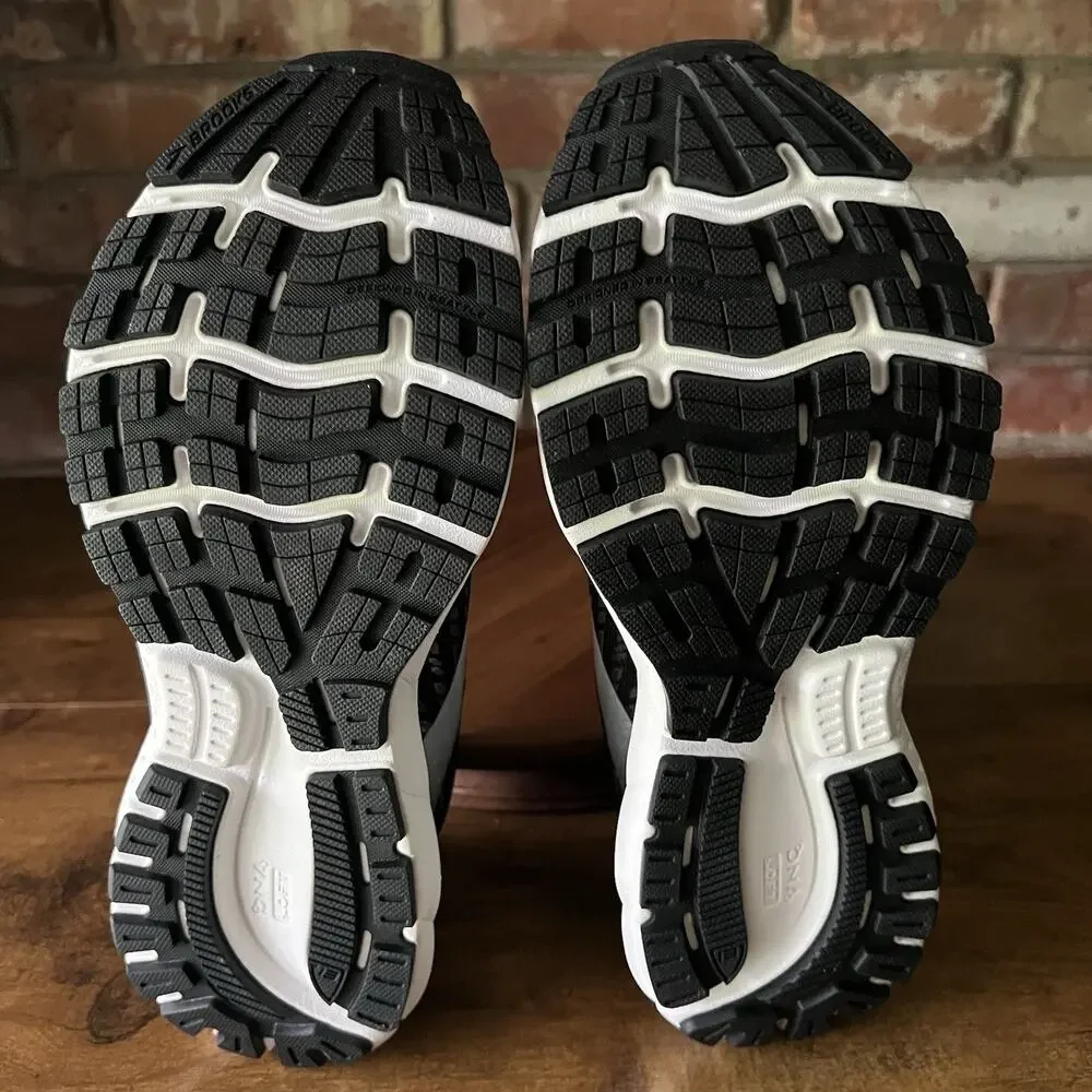 Brooks Ghost 13 Womens Size 9 Black White Neutral Cushion Running Shoes Sneakers